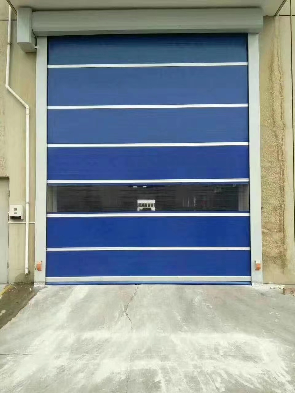 空降門